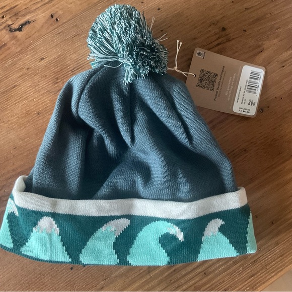 NWT Patagonia Powder Town Beanie - Picture 2 of 3